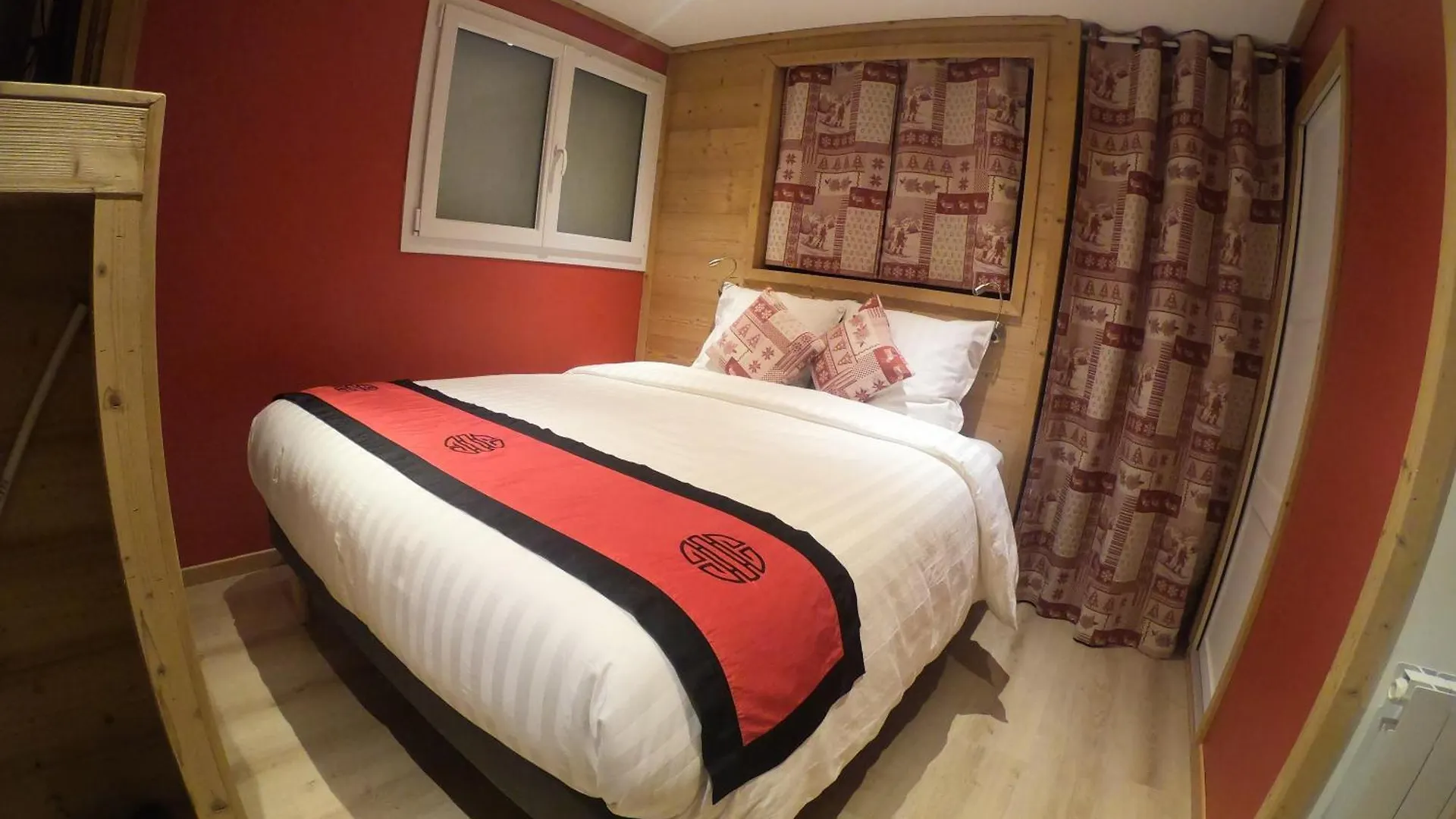 Le Lotus Blanc Hotell Albertville Frankrike